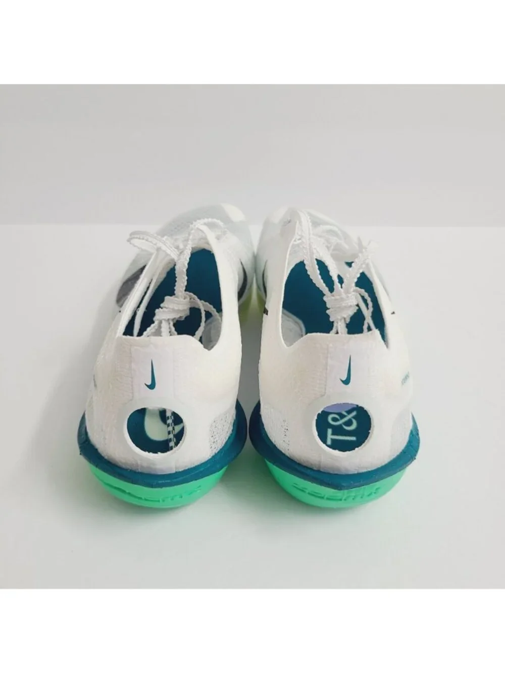 NEW Nike ZoomX Victory 2 Track & Field Shoes NO SPIKES FD8411-100 Size 8.5 White